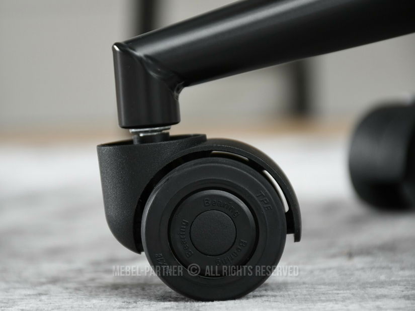 Kancelářské křeslo Manzanote (černá)