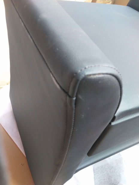 Noční stolek Dekent (černá) *bazar