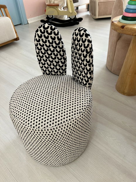 Taburetka Bunnie (černá + bílá)