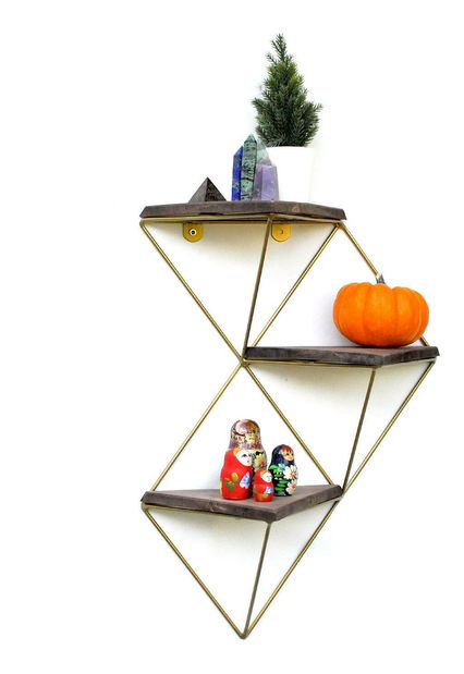 Dekorativní nástěnná police Duvelo 18 (ořech + zlatá)