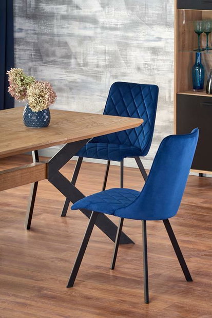 Jídelní stůl Baracco (dub přírodní + černá) (pro 6 až 8 osob)