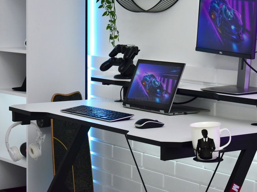 PC stolek Rolls (bílá + černá)