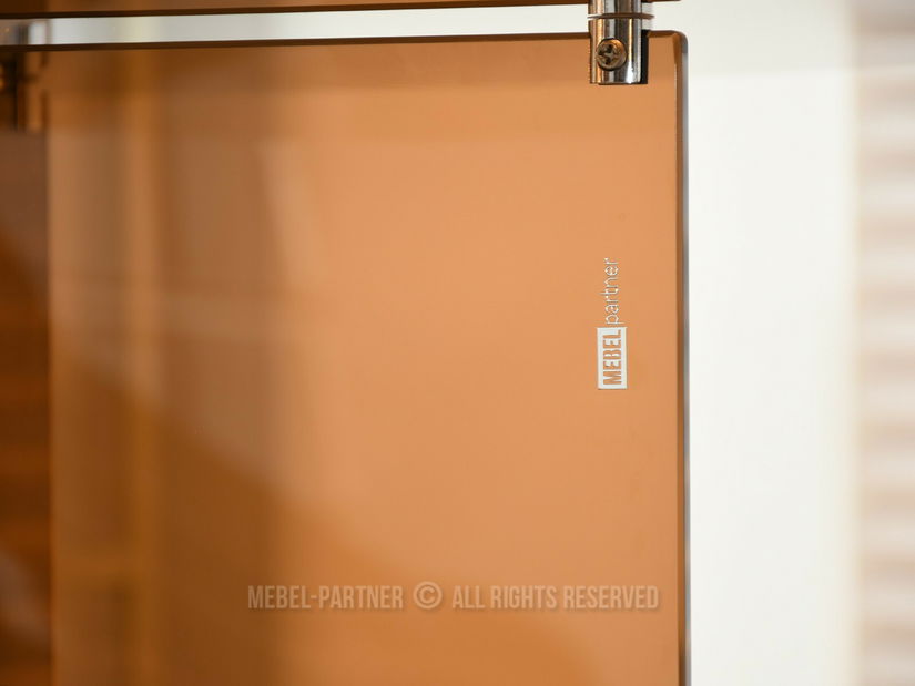 Jídelní stůl Abunda (sklo)