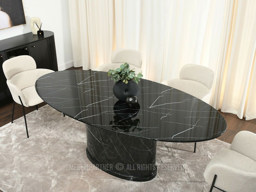 Jídelní stůl Buque (černá)