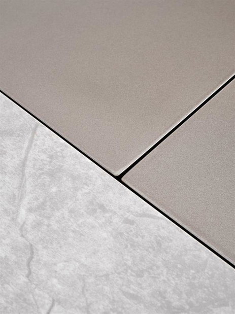 Jídelní stůl Patrik (tmavě šedá + černá)