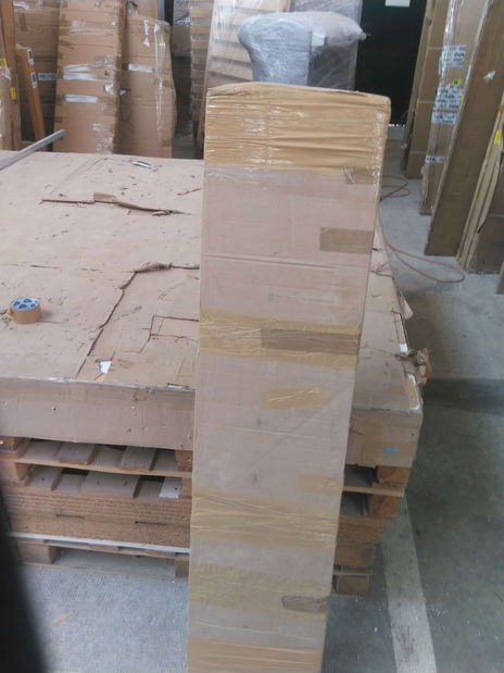 TV stolek Felisa (černý lesk + černá matná) *bazar