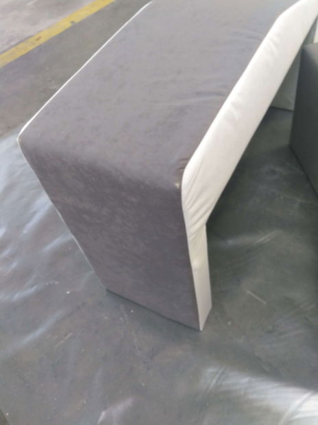 Rohová sedačka Hasina (sivá + čierna) (s poličkou a taburetkou) (s bonell pružinami) (P) *bazar