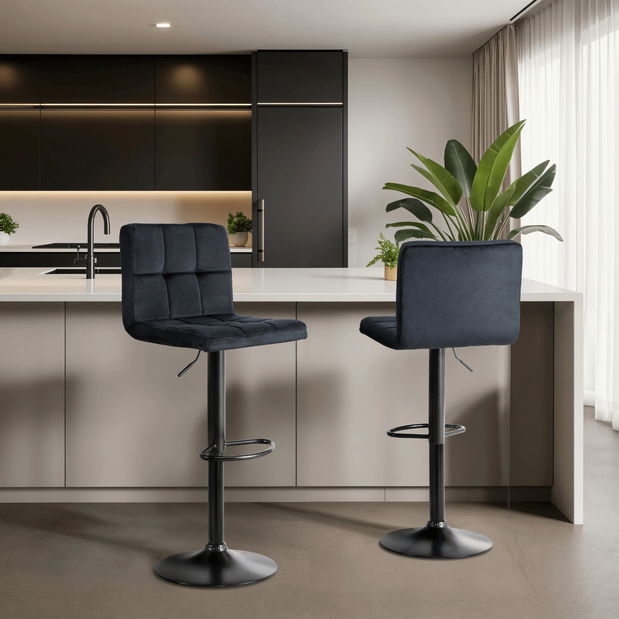 Barová židle Normativa (černá látka)