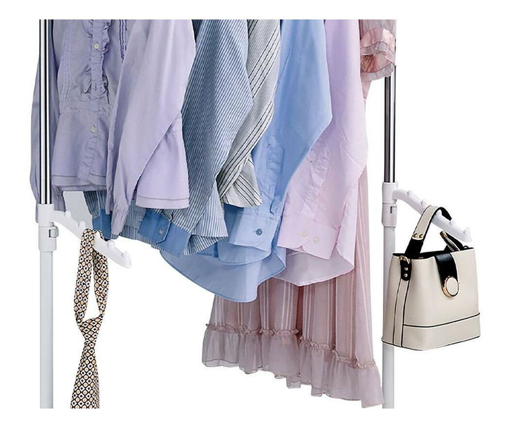 Věšák na kolečkách Adjetivo (bílá)