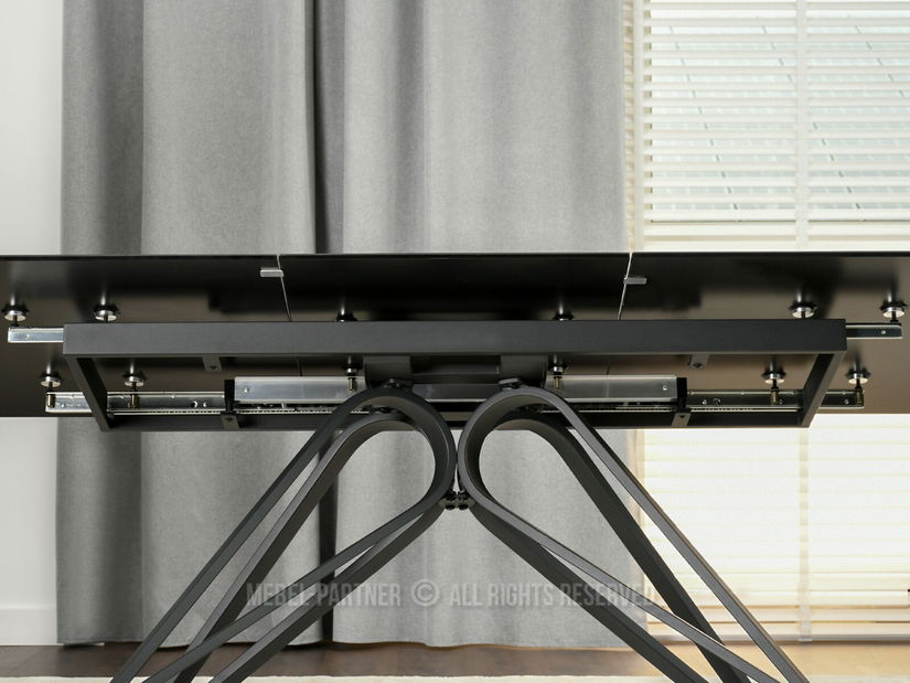 Jídelní stůl Venda (černý mramor + černá)