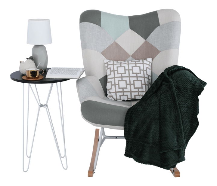 Houpací křeslo Gerelon (bílá + vzor patchwork)