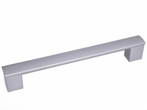 Úchyt na kuchyňskou skříňku Olutta (matný chrom)