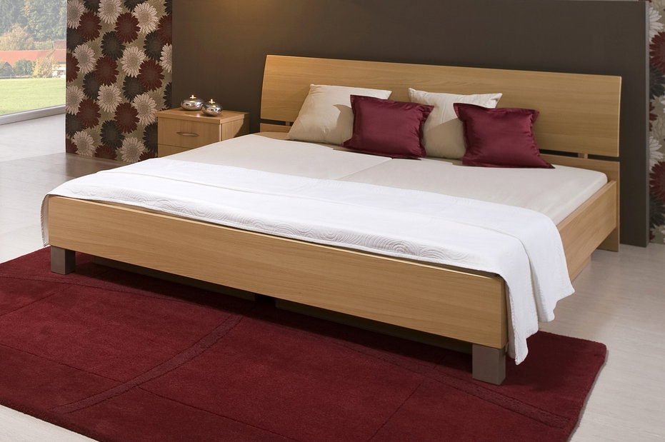 Manželská postel 180 cm Decodom Casandra (s úl. prostorem a roštem) buk