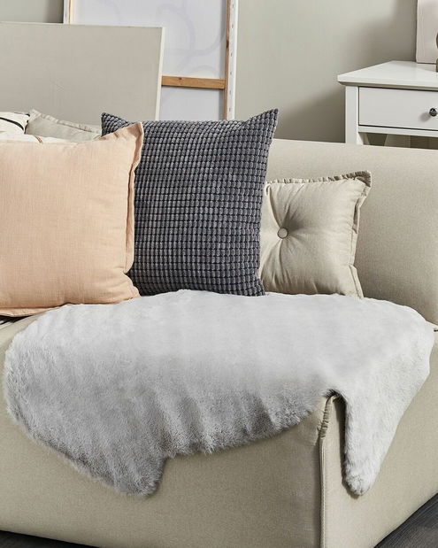 Koberec z umělé kožešiny Ultan (šedá)