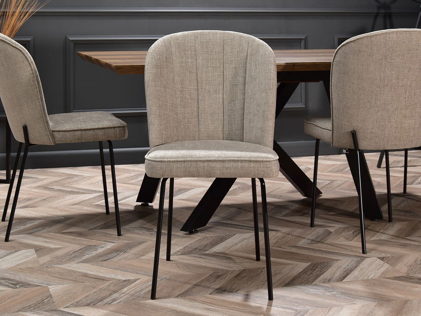 Jídelní židle Obrar (černá)