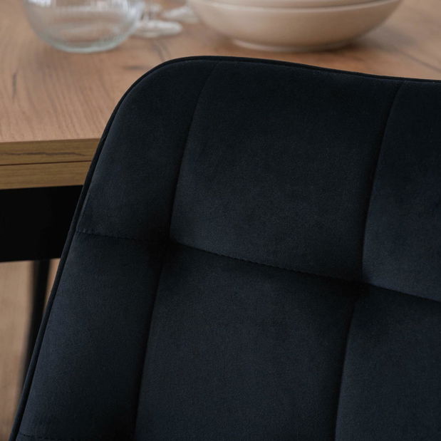 Jídelní židle Clavar (černá)