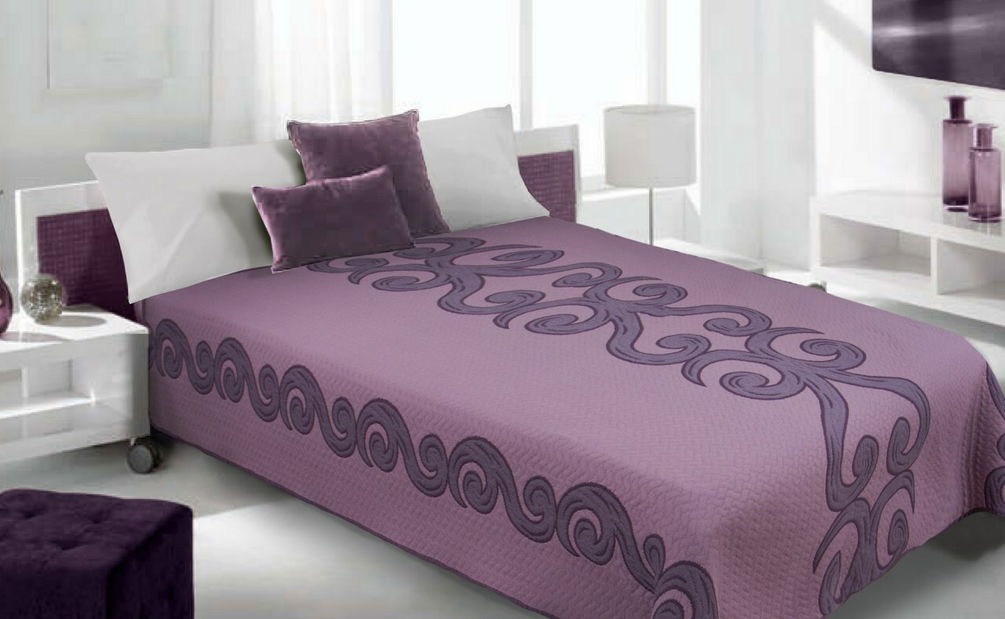 Přehoz na postel 210x170cm Beni (fialová)
