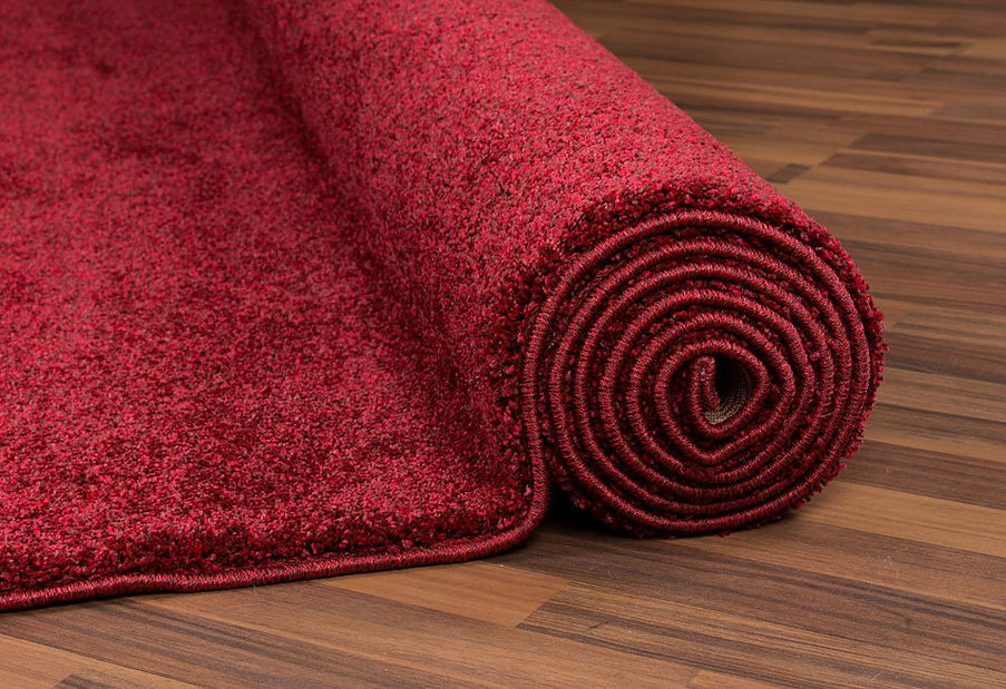 Kusový koberec Sensation 100 Red