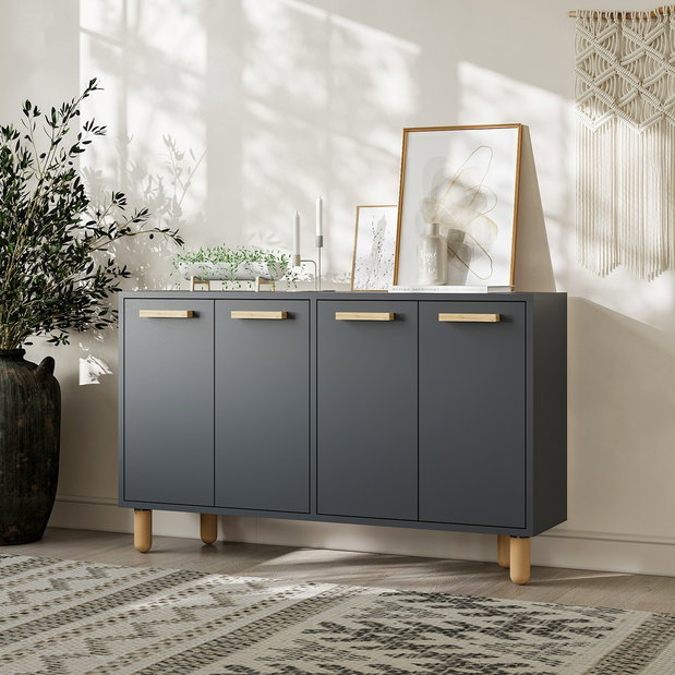 Komoda Asir Anthracitei