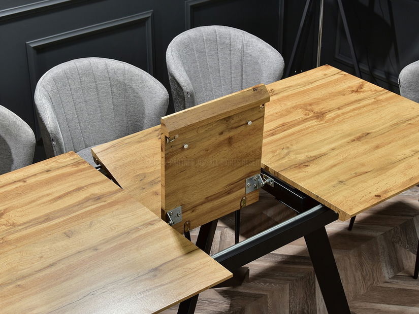 Jídelní stůl Timmy (dub + černá)