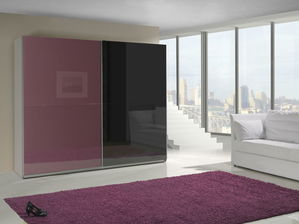 Šatní skříň s posuvnými dveřmi Liff 08 (lesk fialový + lesk černý)