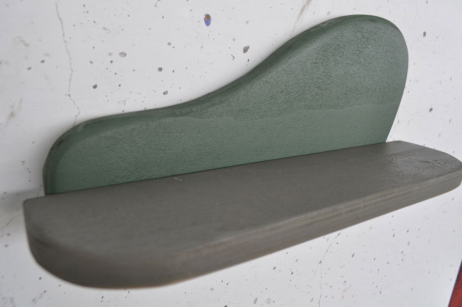 Závěsná police Mehehe (tmavě zelená + šedá)