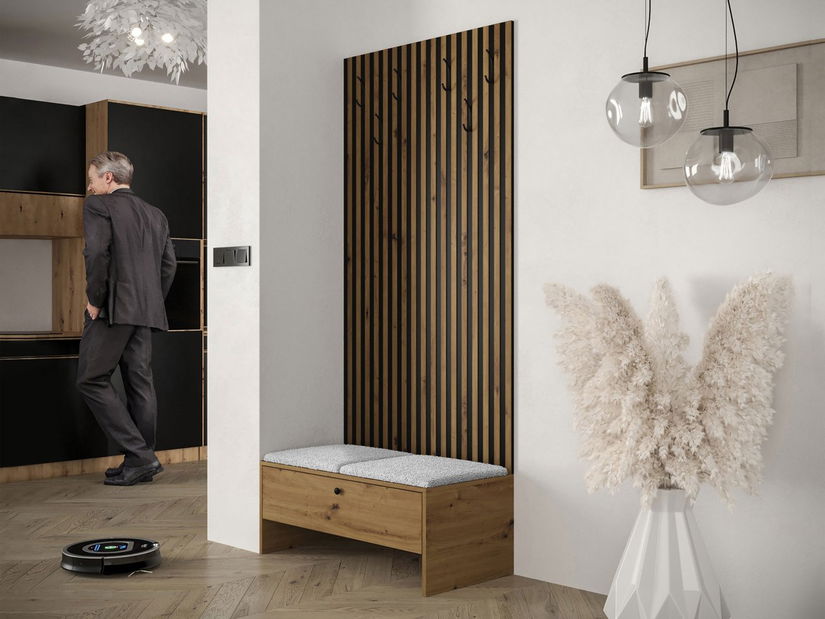 Předsíň Esmaldos IV (dub artisan + černá)