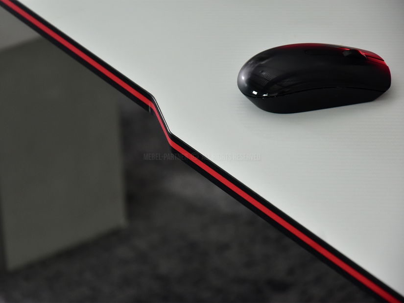 PC stolek Matts 160 (bílá + černá)