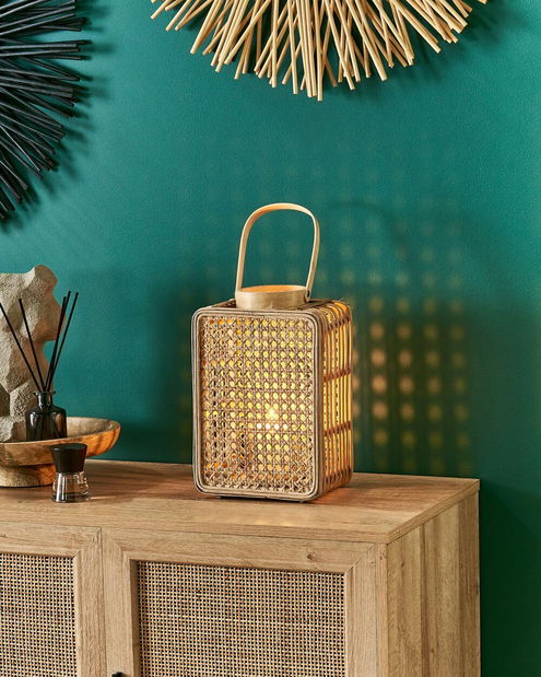 Svícen Benito (přírodní)