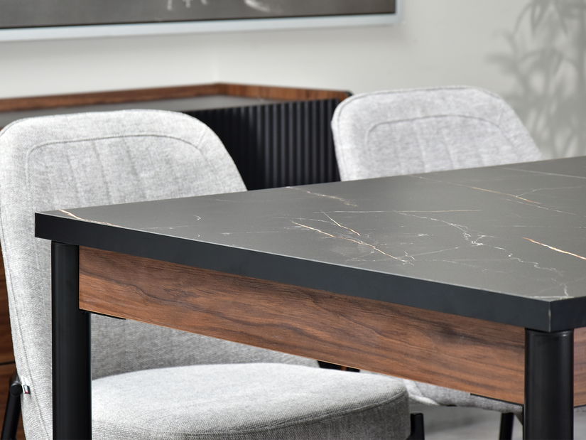 Jídelní stůl Protegidas P14 (černá)