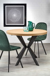 Jídelní stůl Peperoni (dub zlatý + černá)