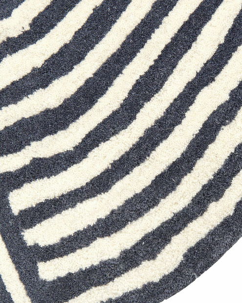 Ozdobný polštář 45 x 45 cm Tlapka (vícebarevná)