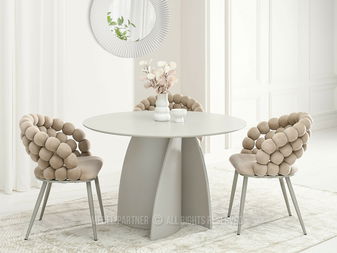 Jídelní stůl Gustado (šedá) (pro 4 osoby)