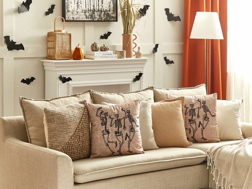 Ozdobný polštář 45 x 45 cm Mosu (černá)