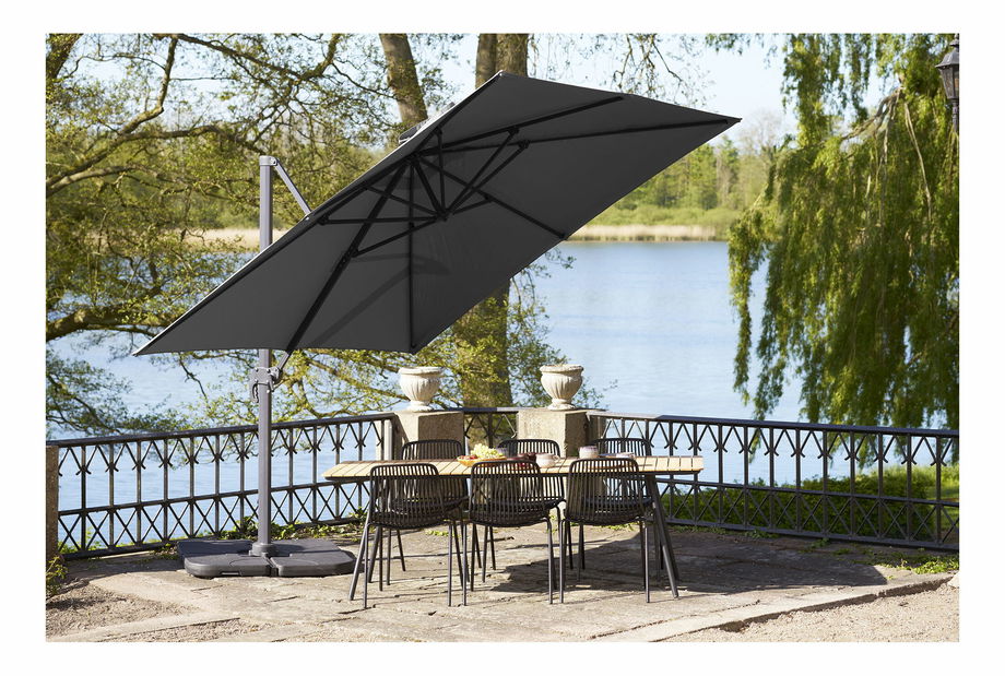 Slunečník Biveria (černá)