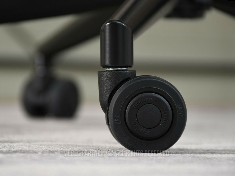 Židle Oscaro (dub černý + černá)