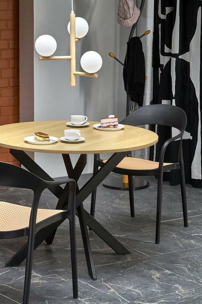 Jídelní stůl Edgaro (dub zlatý + černá) (pro 4 osoby)