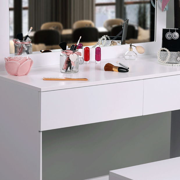 Tspá oaletný stolík TOA 