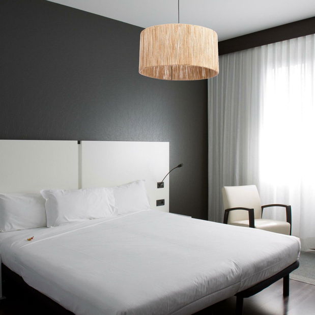 Stropní svítidlo Nestosessa 1 (přírodní)