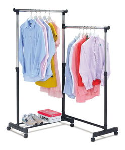 Věšák na kolečkách Abrieron (černá)