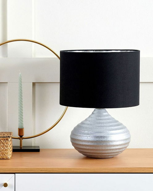 Stolní lampa Kuantan (stříbrná)