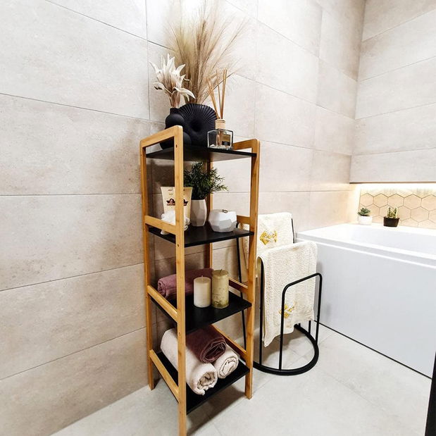 Regál Feud (černá + přírodní)