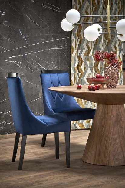 Jídelní stůl Herold (ořech)