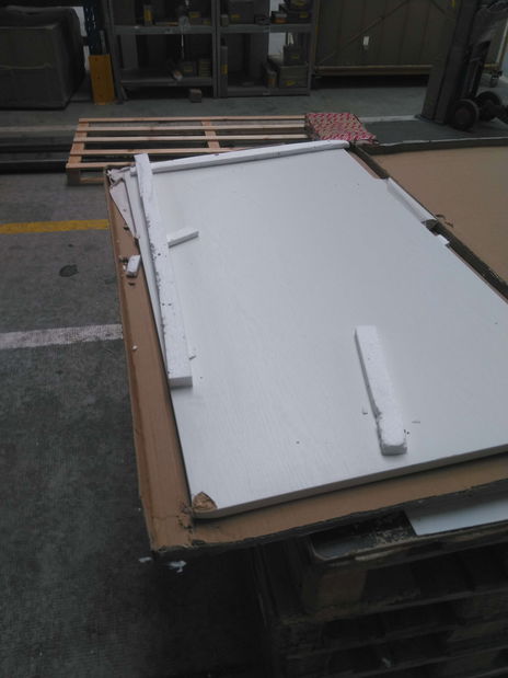 Jídelní stůl Kymberly (pro 4 osoby) (bílá) *bazar