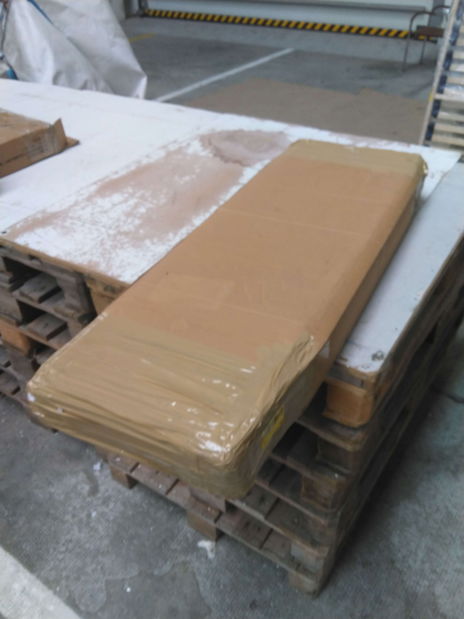 Jídelní stůl (pro 4 osoby) Kim (Bílá + Dub) *bazar