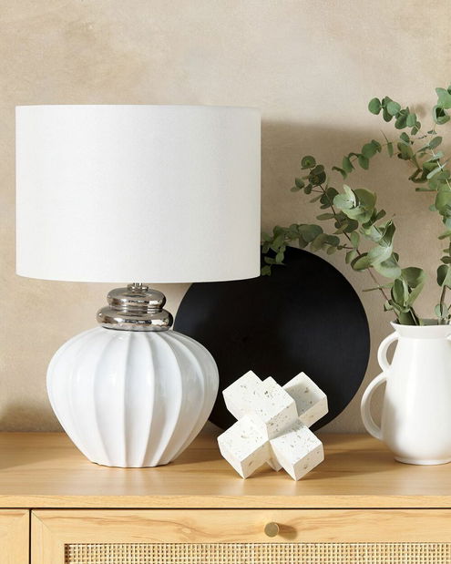 Stolní lampa Nechir (krémová)