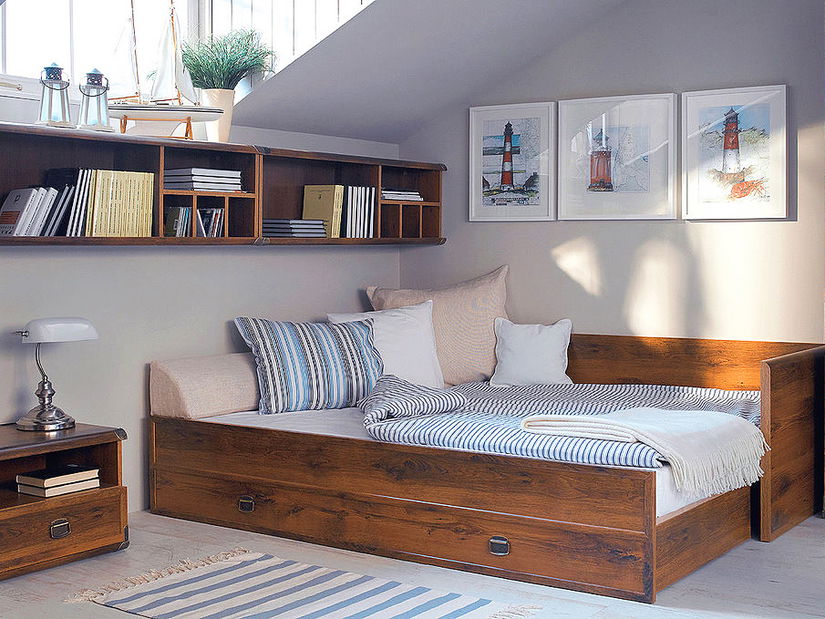 Studentský pokoj Black Red White Indiana 1