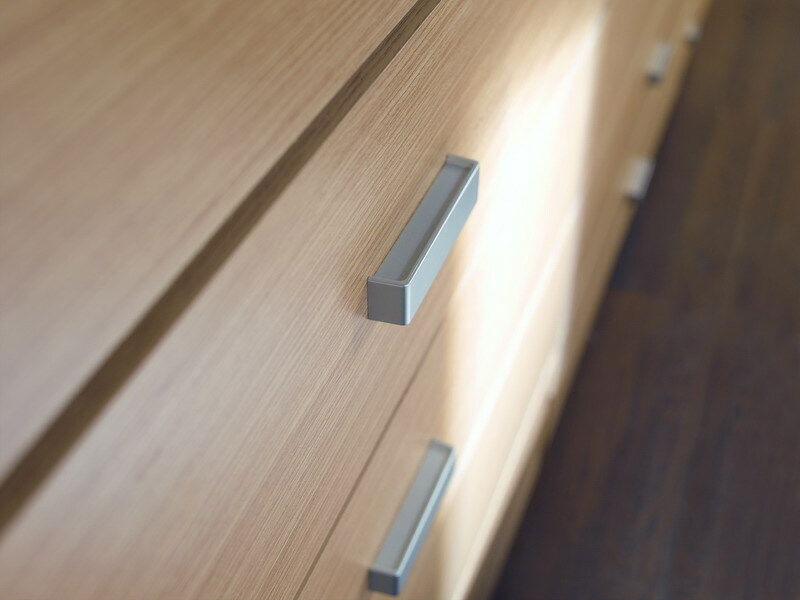 Vitrína BRW CLIPPER KOM4D-4W