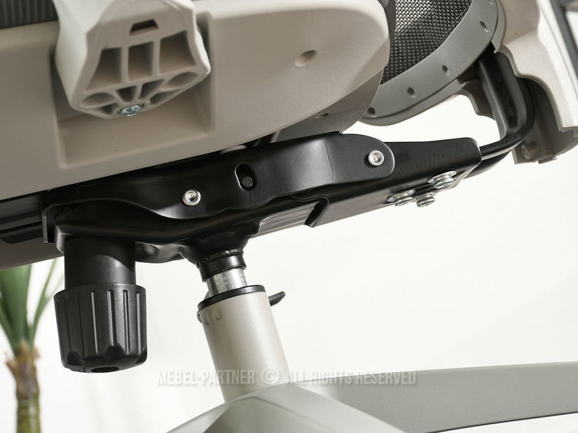 Kancelářské křeslo Largindo (šedá)