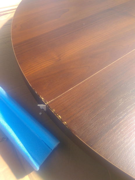 Jídelní stůl Patrick 4 (ořech) (pro 6 až 8 osob) *bazar